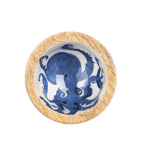 Load image into Gallery viewer, Mango wood bowls Octopus design
